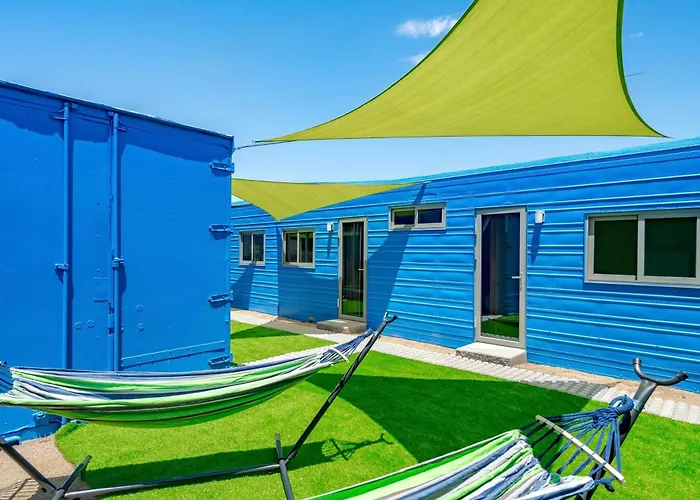 Holiday home Smurf Haus - Luxuriously Small With Resort-like Pool *