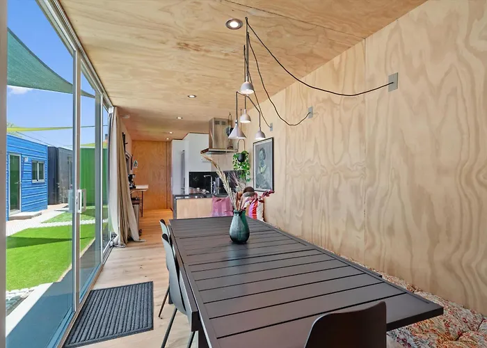 Holiday home Smurf Haus - Luxuriously Small With Resort-like Pool Phoenix
