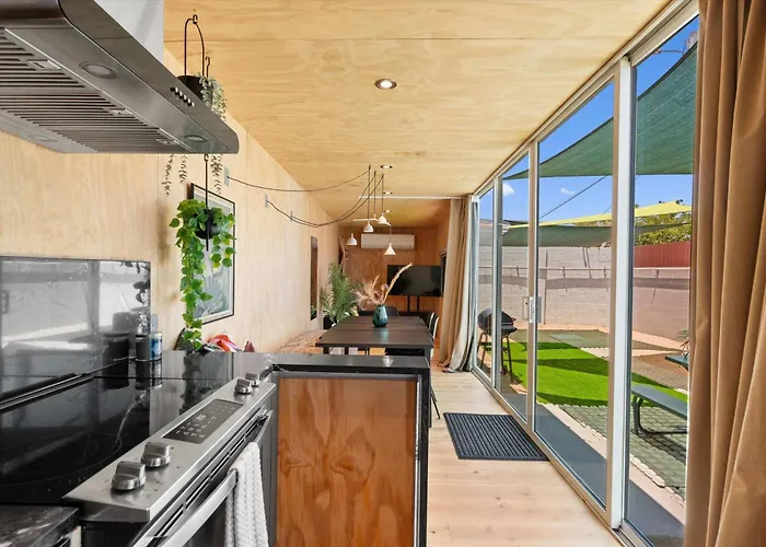 Smurf Haus - Luxuriously Small With Resort-like Pool Holiday home Phoenix